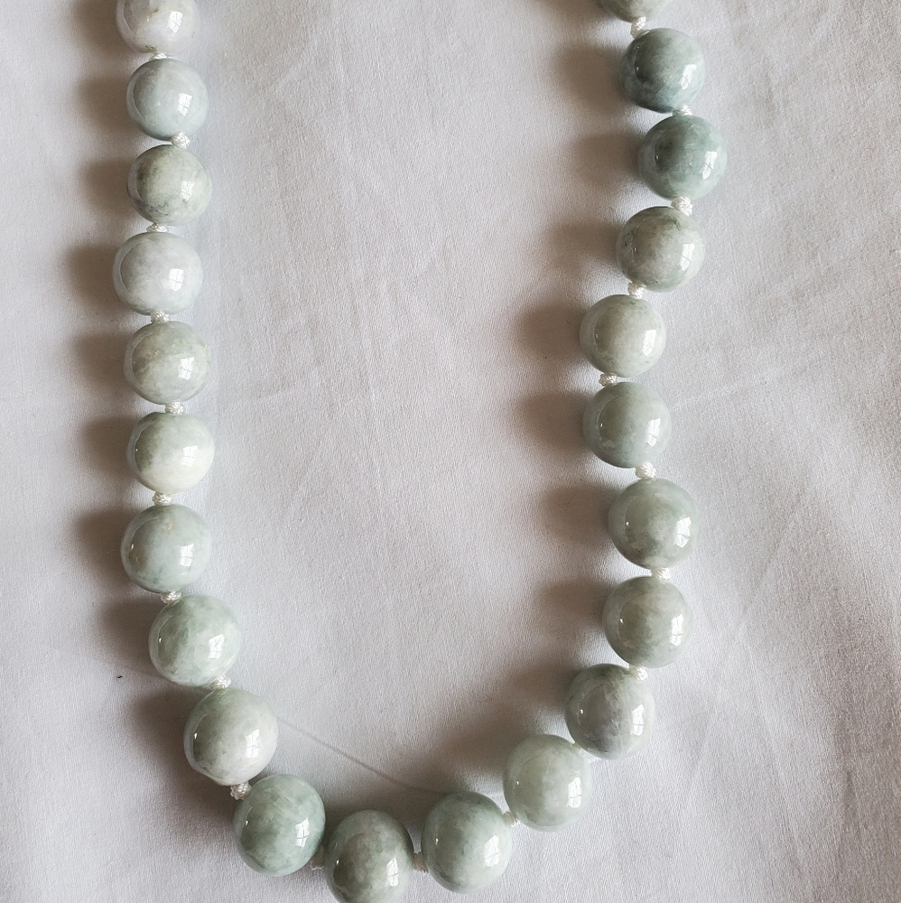 Natural White Jade necklace